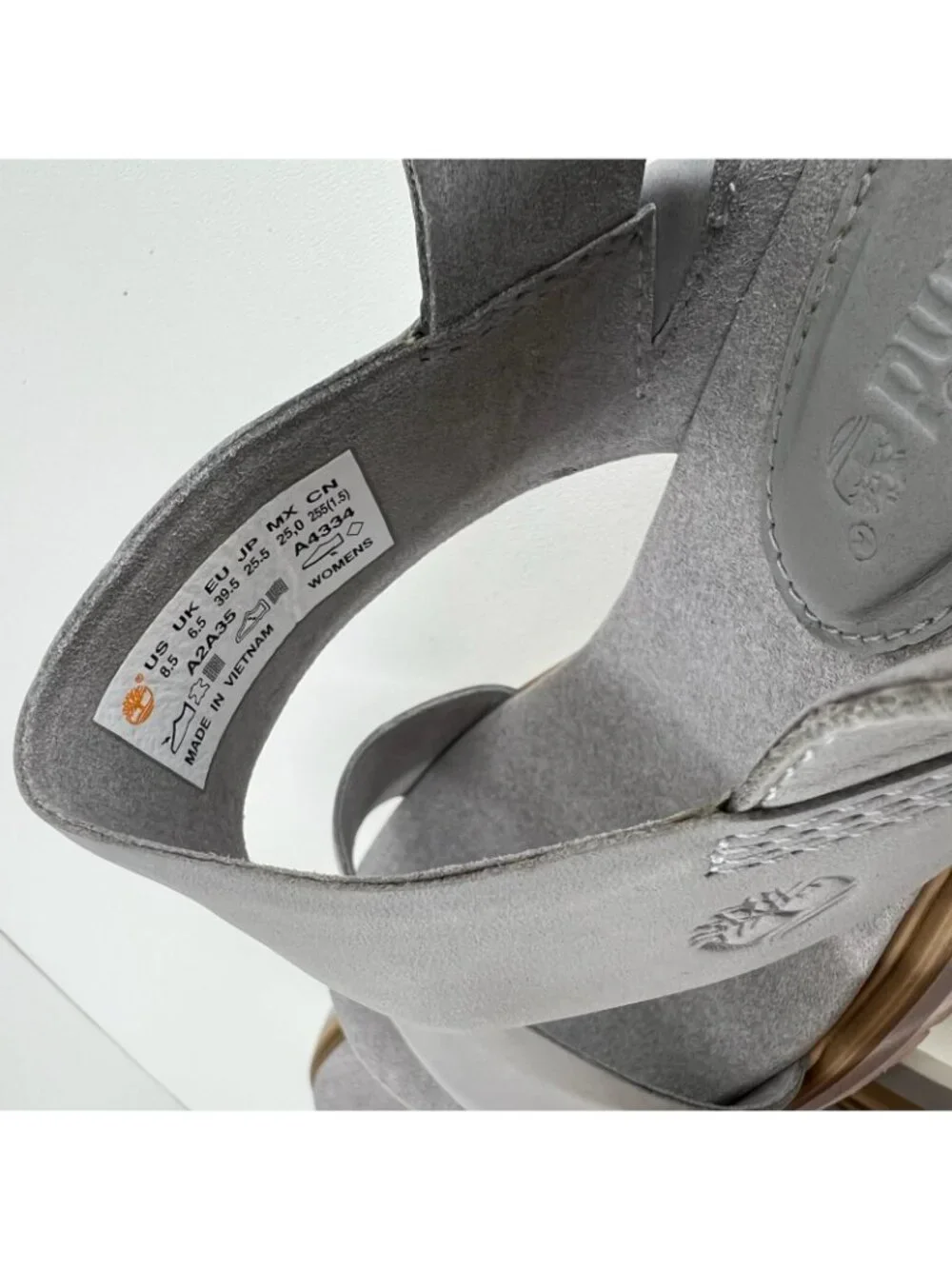 Timberland Violet Marsh 2-Band Sandals Womens 8.5 Nubuck Leather Block Heel Gray - Picture 13 of 13